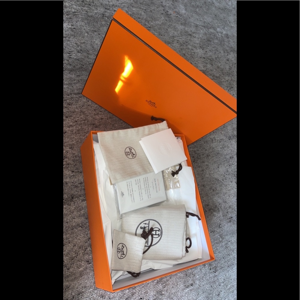 Hermes Box